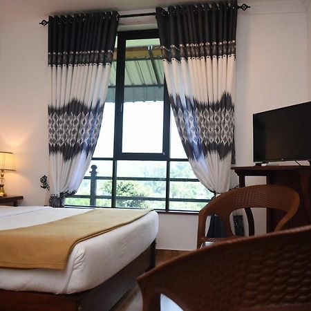 Centauria Hill Resort Ratnapura Eksteriør billede