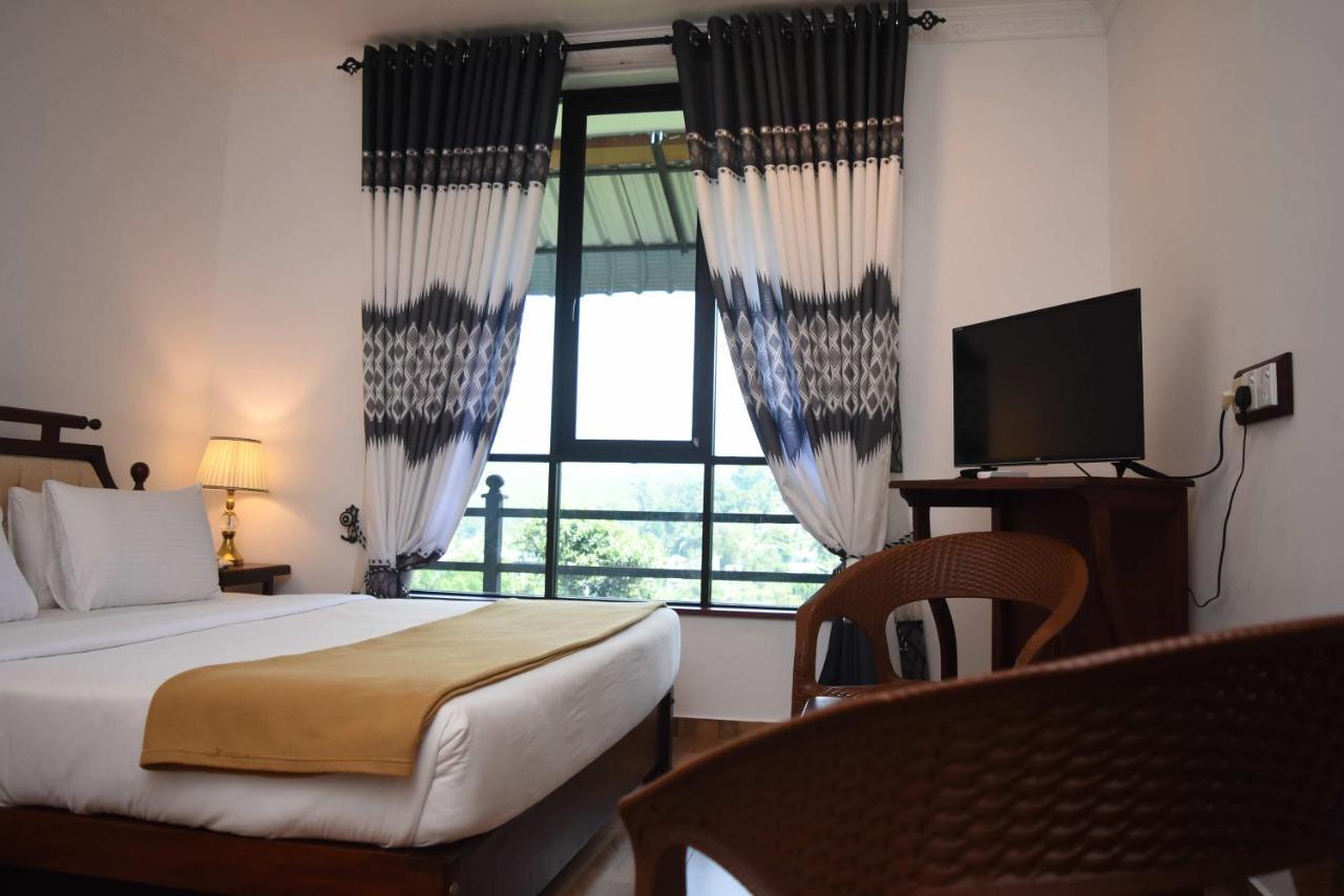 Centauria Hill Resort Ratnapura Eksteriør billede