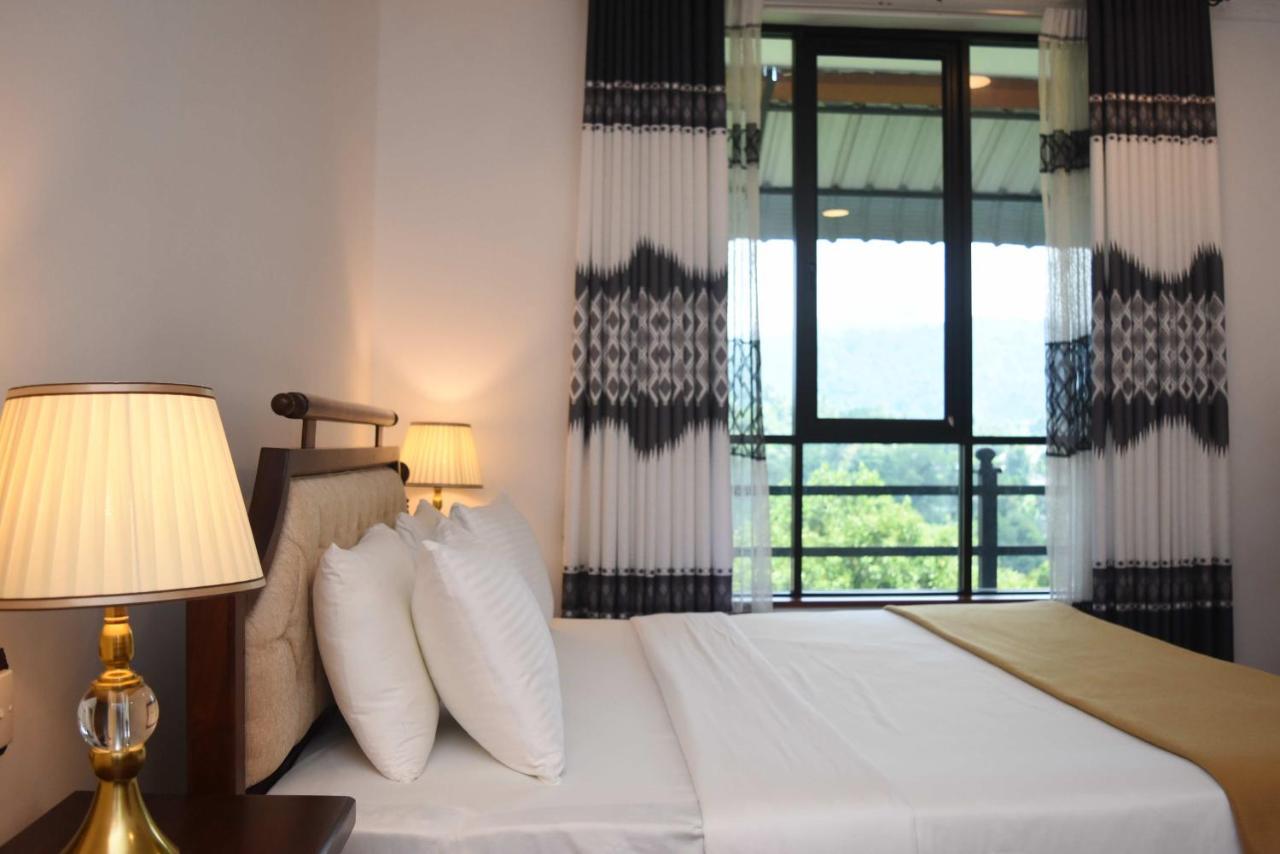 Centauria Hill Resort Ratnapura Eksteriør billede