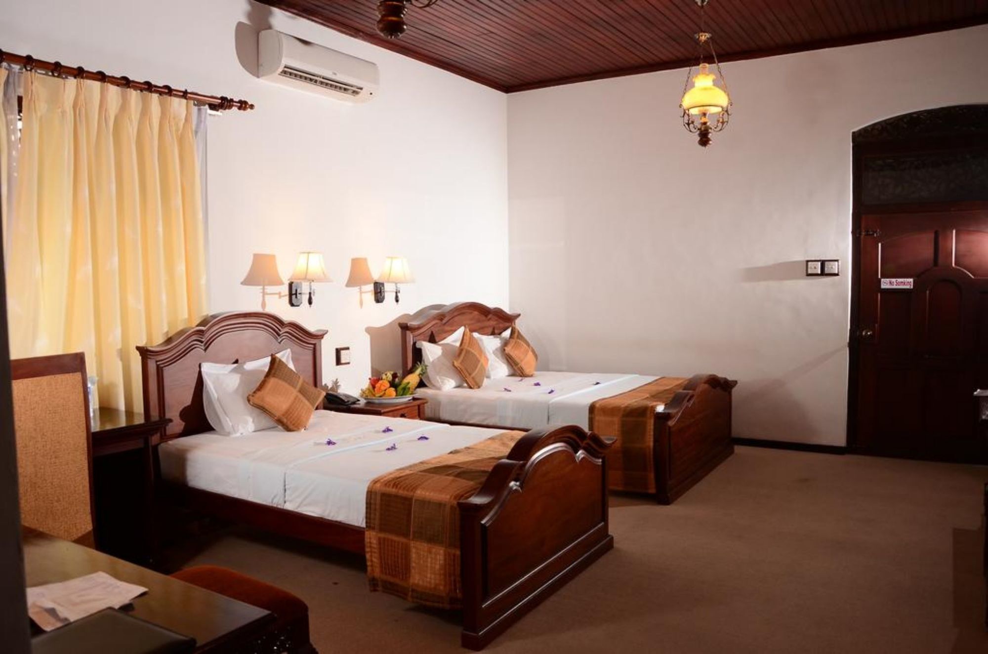Centauria Hill Resort Ratnapura Eksteriør billede